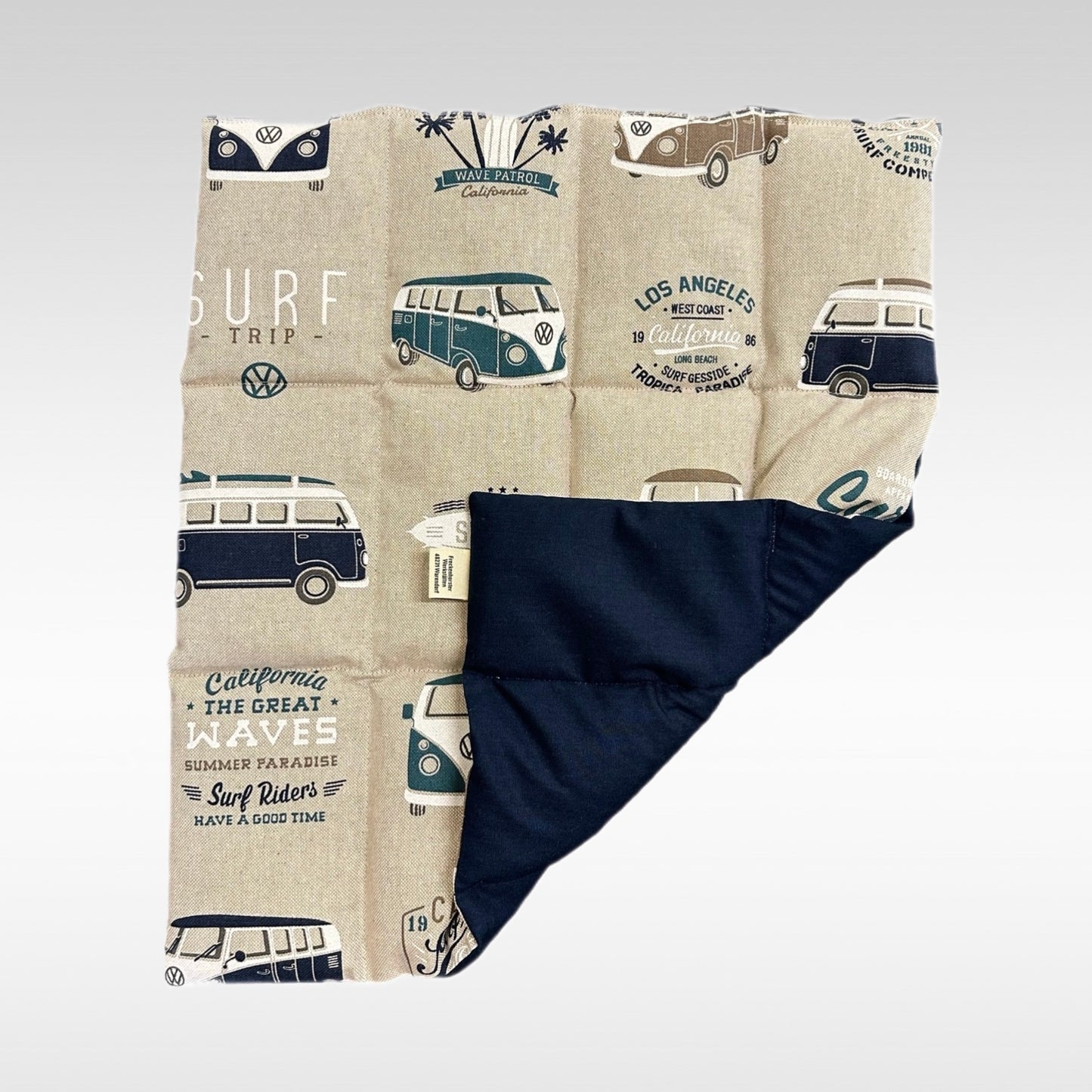 Körnerkissen mit 12 Kammern in beige-blau mit VW-Bullis als Muster