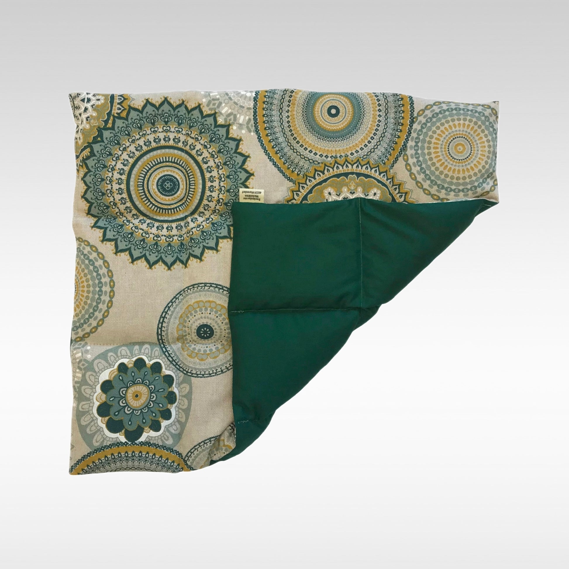 Körnerkissen mit 12 Kammern in Grüntönen mit Kreisen