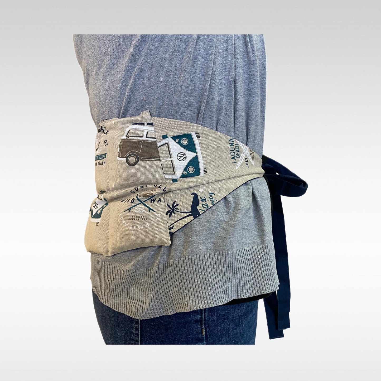 Körnerkissen zum Umbinden in beige-blau mit VW-Bullis als Muster